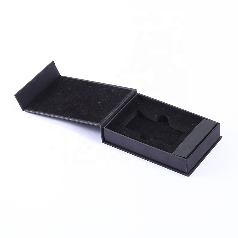 China factory foam insert black paper small magnetic closure gift box with custom logo