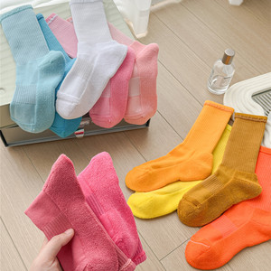 <span class=keywords><strong>Calcetines</strong></span> deportivos coloridos sin costuras para mujer, de algodón grueso, hasta la pantorrilla, antideslizantes, absorbentes del sudor, informales, para primavera-otoño - Product Image 1