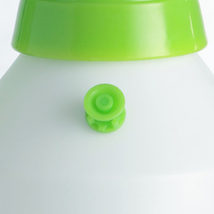 เครื่องพ่นยาแบบมือ 1.5 ลิตร หัวฉีดปรับได้ สำหรับรดน้ำต้นไม้ในสวน - Product Image 2