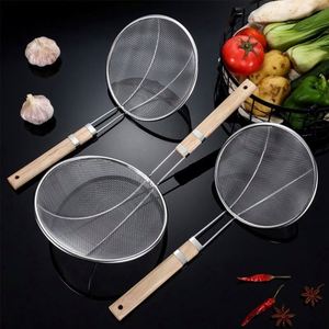 Ustensiles de cuisine : Passoire de qualité supérieure avec manche en bois, tamis à farine en acier inoxydable, passoire à huile pour la cuisson - Product Image 3