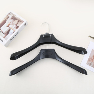 Magasin <span class=keywords><strong>de</strong></span> vêtements costume cintre large épaule épaissie sans couture étendoir simple en plastique cintre bois décontracté veste cintre - Product Image 3