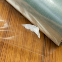 Rouleau de film PVC transparent flexible, film plastique PVC transparent pour emballage, couverture de table, décoration de rideaux, épaisseur et taille personnalisées