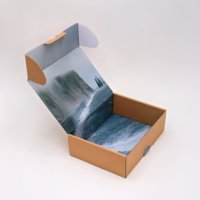Boîte en carton ondulé rigide recyclable personnalisable avec estampage à chaud en feuille d'or pour l'emballage de bijoux et de vêtements, prix négociable