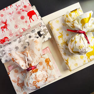 Papel de Regalo Navideño Personalizado Antigrasa de 17 g/m² con Diseño de Reno Rojo, Papel Kraft Ligero para Regalos Navideños - Product Image 4