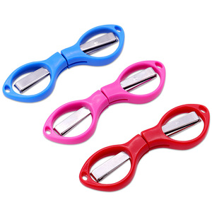 Stainless Steel Fishing Line Scissors Mini Folding Shears For Fishing Travel Use - Product Image 2