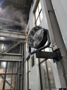 Ventilador Industrial de Pared con Nebulización, Motor de 220V, Alto Volumen de Aire, Ventilación para Almacenes Exteriores - Product Image 2