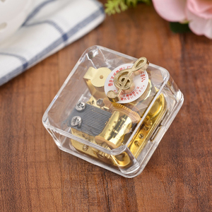 Caja de Música Cuadrada con Notas Doradas, Caja de Música de Acrílico, Regalo Artesanal, Decoración para Muebles, Regalo de Cumpleaños - Product Image 5