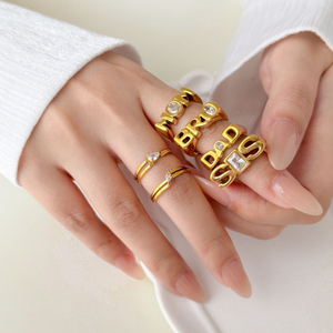 G4792 Anillos de Acero Inoxidable con Baño de Oro PVD de 18K y Circonita Blanca al por Mayor, Joyería de Moda para Regalo, Fiesta, Mamá, Papá, Hermana, Hermano - Product Image 1