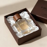 Maßgefertigte 30ml 50ml 100ml Luxuriöse Quadratische Klare Mattierte Farbverlauf-Glasparfümflasche mit Holzkappe und Geschenkbox