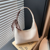 Sac à main en cuir vegan doux de qualité supérieure, sac fourre-tout souple, sac hobo en forme de croissant pour femmes