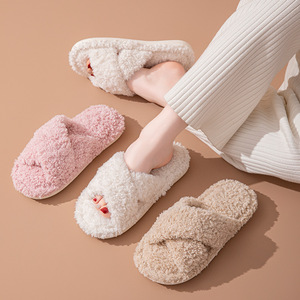 Pantuflas de Mujer con Suela de PVC de Alta Calidad, Forro de Peluche Personalizado, Antideslizantes para Verano y Tienda - Product Image 1