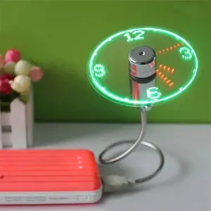 Hochwertiger programmier barer Handheld Mini Custom ized Clock USB-Treiber LED-Nachrichten lüfter mit LED-Takt temperatur