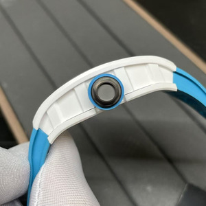 Reloj de pulsera de moda para hombre de alta calidad, elegante y de gama alta, con segunda manecilla hueca, forma de barril, correa de caucho y caja de cerámica. - Product Image 5