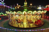 Manège à chevaux antiques Nova Rides, 36 places, pour parcs d'attractions, parcs à thème, fêtes foraines, manège à chevaux pas cher à vendre