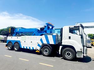 Dépanneuse rotative robuste 8X4 30T, version standard blanc-bleu pour le dégagement en cas d'accident majeur et le sauvetage tout-terrain - Product Image 2