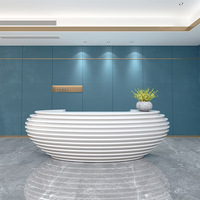 Q036 Bureau d'accueil haut de gamme en fibre de verre en forme de bateau – Réception moderne de luxe pour hôtel, école, spa, supermarché, sous-sol – Écologique