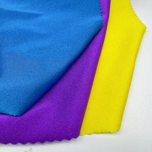 Résistance aux <span class=keywords><strong>UV</strong></span> antistatique 40D Tissu <span class=keywords><strong>de</strong></span> <span class=keywords><strong>maillot</strong></span> <span class=keywords><strong>de</strong></span> <span class=keywords><strong>bain</strong></span> brillant extensible dans les 4 sens Tissu <span class=keywords><strong>de</strong></span> <span class=keywords><strong>maillot</strong></span> <span class=keywords><strong>de</strong></span> <span class=keywords><strong>bain</strong></span> en nylon spandex - Product Image 4