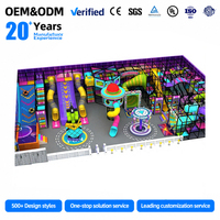 Équipement de terrain de jeu intérieur pour enfants, de style glissière, personnalisé, sûr et durable, de 200 à 500 m²