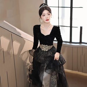 Black Evening Gown Long Sleeve Sweetheart Neckline A-Line Vintage Style Banquet Dress Women's Formal Wear - Product Image 1