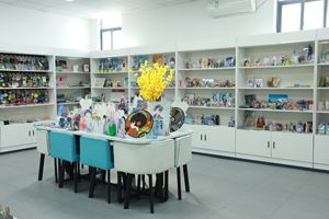 พวงกุญแจอะคริลิค INS สำหรับผู้หญิง กระจกขนาดเล็กน่ารักหวานแหวว พกพาสะดวก ใช้เป็นกระจก<span class=keywords><strong>แต่งหน้า</strong></span>ได้ - Product Image 4