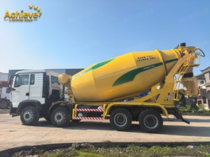 Camión Mezclador Howo Usado de Alta Calidad de 12 <span class=keywords><strong>M3</strong></span> con Bomba Principal y Componentes del Motor Sinotruck Zoomlion para Uso en Fábricas de Cemento - Product Image 3