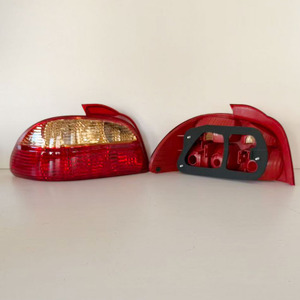 Luces Traseras para Automóvil T220 para <span class=keywords><strong>Toyota</strong></span> <span class=keywords><strong>Avensis</strong></span> 81561-05090 81551-05090 2000-2003 ST220L AZT220 ZZT221, un Par - Product Image 3