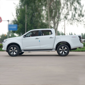 Camionnette Isuzu <span class=keywords><strong>D</strong></span>-<span class=keywords><strong>MAX</strong></span> <span class=keywords><strong>2021</strong></span> 1.9T Diesel 4x4 Double Cabine Automatique, Vitesse Maximale 165 km/h - Product Image 2