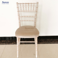 Chaise Chiavari de luxe en bois massif durable pour location, idéale pour les mariages en extérieur, les entrées et les salons – Parfaite pour les réceptions de mariage.