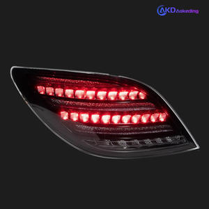 Mercedes-Benz Clase R LED Dirección de Agua montaje de luz trasera W251 modificado Maybach R300 Material ABS mejorado lente roja - Product Image 3