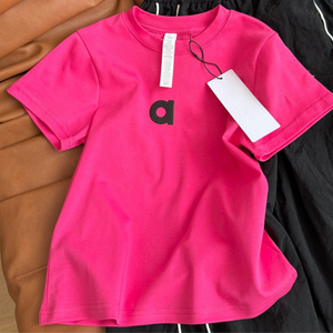 T-shirt estiva 2026 da <span class=keywords><strong>donna</strong></span>, vestibilità ampia, effetto snellente, tinta unita, <span class=keywords><strong>nera</strong></span>, con scollo, basic, a maniche corte, in <span class=keywords><strong>cotone</strong></span>, per la primavera. - Product Image 4