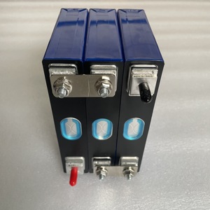 แบตเตอรี่ลิเธียมไอออนทรงปริซึม CATL NMC 3.7V 60Ah 62Ah ของแท้ใหม่ สำหรับมอเตอร์ไซค์ 48V - Product Image 3