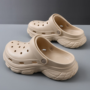 Men's <b>Clogs</b> EVA Thick Sole Anti-Odor Non-Slip Outdoor Summer Beach Sandals Closed Toe Hollowed-Out Design - Product Image 4