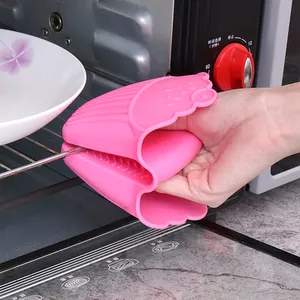 Hete Verkopende Hittebestendige Keukenaccessoires Antislip Bakhandschoenen Wanten Pothouder Food Grade Mini Siliconen Oven Handclip