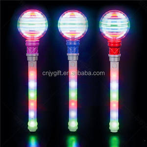 <span class=keywords><strong>Baguette</strong></span> <span class=keywords><strong>magique</strong></span> à étoiles filantes lumineuses à LED <span class=keywords><strong>Baguette</strong></span> <span class=keywords><strong>magique</strong></span> <span class=keywords><strong>lumineuse</strong></span> à LED pour les tout-petits Enfants Party Favor - Product Image 1