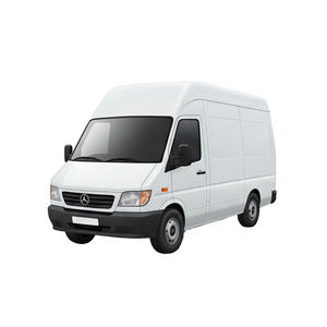 Fourgon familial de luxe conçu pour des voyages longue distance agréables, sièges confortables, intérieur moderne et expérience de conduite sécurisée - Product Image 1