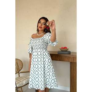 เดรสทรงเอไลน์แบบเปิดไหล่ ดีไซน์หรูหรา พร้อมระบายช่วงเอว ผ้าทอระบายอากาศได้ดี เหมาะสำหรับใส่ในชีวิตประจำวัน ชุดลำลองสำหรับฤดูร้อน - Product Image 2