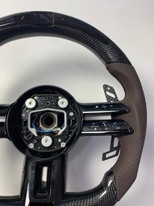 Volant personnalisé en fibre de carbone et cuir avec écran LED pour C-Class W205 W213 W463 W223 G63 E63 - Product Image 4