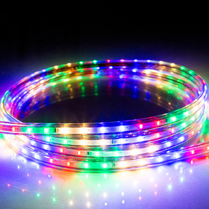 ไฟ LED RGB แบบยืดหยุ่น 30LED/เมตร พร้อมรีโมทคอนโทรล ปรับความสว่างได้ มาตรฐานกันน้ำ IP65 สำหรับใช้ภายในอาคาร แผงวงจร PCB สีขาว กว้าง 4 มม. ค่า CRI สูง 80 - Product Image 3