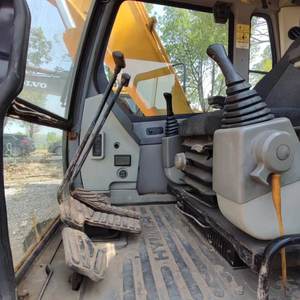 รถขุดฮุนได 150lc-7 มือสองขนาดใหญ่ ราคาดีที่สุด รถขุดตีนตะขาบ 150lc-7 15 ตัน - Product Image 6