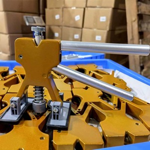 Car Dent Repair Tool Lever Action Suction Cup 18 Pads Automotive Repair DIY Kit - Product Image 1