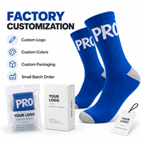 Chaussettes de sport personnalisées OEM ODM avec logo, faible MOQ, chaussettes athlétiques côtelées avec bout et talon contrastants pour l'entraînement de basketball et de football
