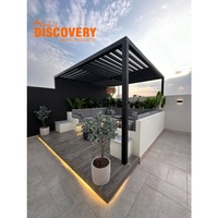 Pergola moderne de luxe en aluminium à lames orientables pour l'extérieur |   Gazebo de jardin LED imperméable pour le marché américain