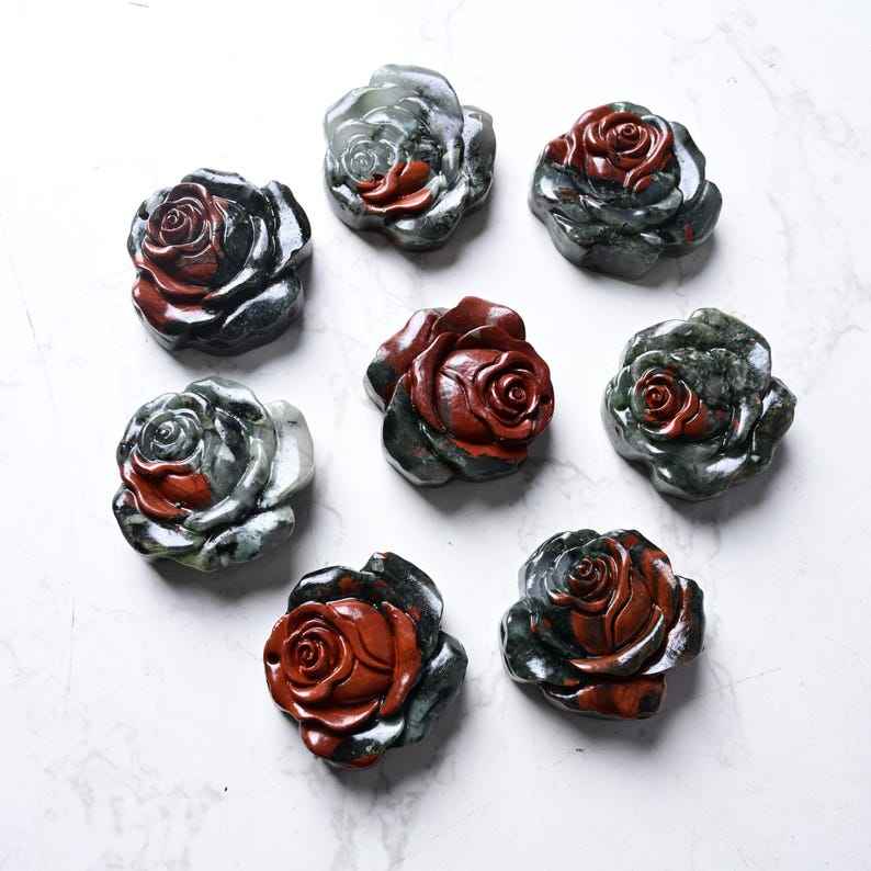 บลัดสโตนโรส