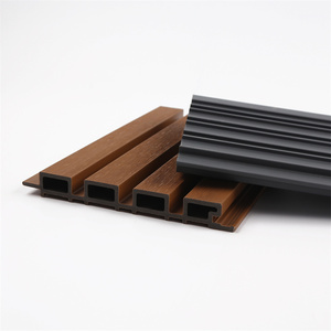 OEM WPC composito <span class=keywords><strong>rivestimento</strong></span> esterno parete in legno testurizzato esterno <span class=keywords><strong>rivestimento</strong></span> della parete di plastica pannello di legno strisce esterne - Product Image 1