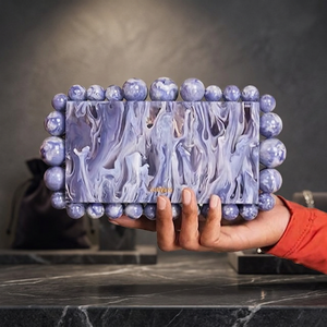 Bolso de Mano Acrílico Hecho a Mano con Borde de Cuentas Azules, Cierre Magnético y Correa para el Hombro, para Fiestas Nocturnas y Bodas - Product Image 2