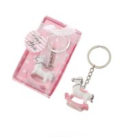 Porte-clés en résine pour cadeau de retour de baptême ou de fête prénatale, cheval à bascule, porte-clés mignon, cadeau de baptême, porte-clés
