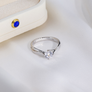 Anillo de Diamantes Messi Jewelry MSR-1754 de Oro de 18K con Dos Filas de Diamantes Redondos, Anillo de Compromiso con Diamantes Cultivados en Laboratorio - Product Image 2
