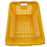 Panier en plastique ventilé avec poignée métallique pliable pour le stockage des fruits et légumes, la collecte et le transport en supermarché