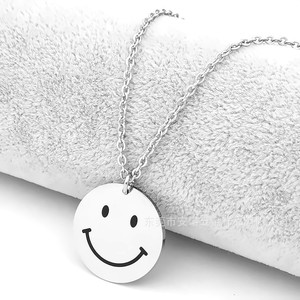 สร้อยคอจี้หน้ายิ้มสแตนเลสโซ่ยาวสำหรับผู้ชายเครื่องประดับแฟชั่น - Product Image 1