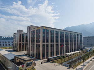 Pelle à neige détachable pour voiture, outil de nettoyage et de raclage du <span class=keywords><strong>pare</strong></span>-<span class=keywords><strong>brise</strong></span>, <span class=keywords><strong>balai</strong></span> anti-givre d'hiver, vente en gros personnalisée - Product Image 3